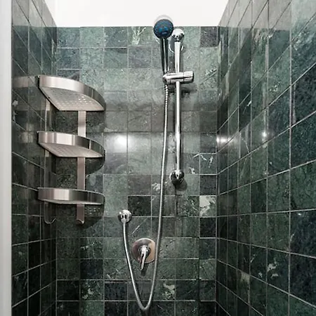 Hosting Aparments *