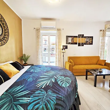 Hosting Aparments *